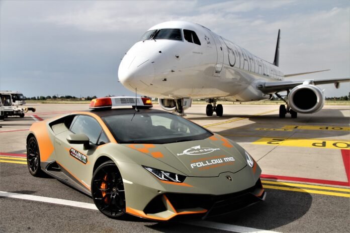 Lamborghini delivers a Huracan EVO follow-me car to Bologna Guglielmo Marconi Airport | Vandi4u